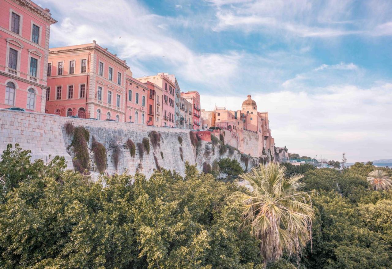 Minimalist Chic A Villanova 3Bdr - 2Bth - Wifi Cagliari Exterior photo
