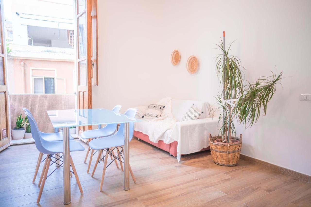 Minimalist Chic A Villanova 3Bdr - 2Bth - Wifi Cagliari Exterior photo