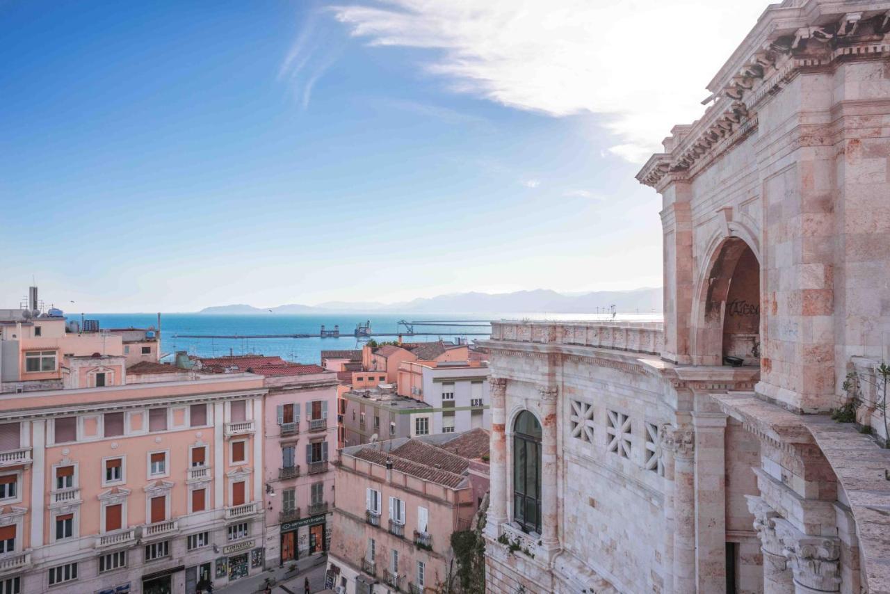 Minimalist Chic A Villanova 3Bdr - 2Bth - Wifi Cagliari Exterior photo
